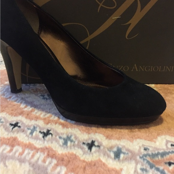 Black Suede Pumps by Enzo Angiolini - Picture 2 of 4